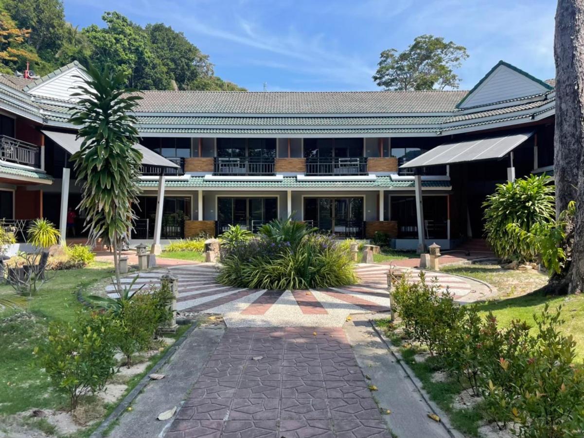 Phi Phi Andaman Beach Resort Экстерьер фото