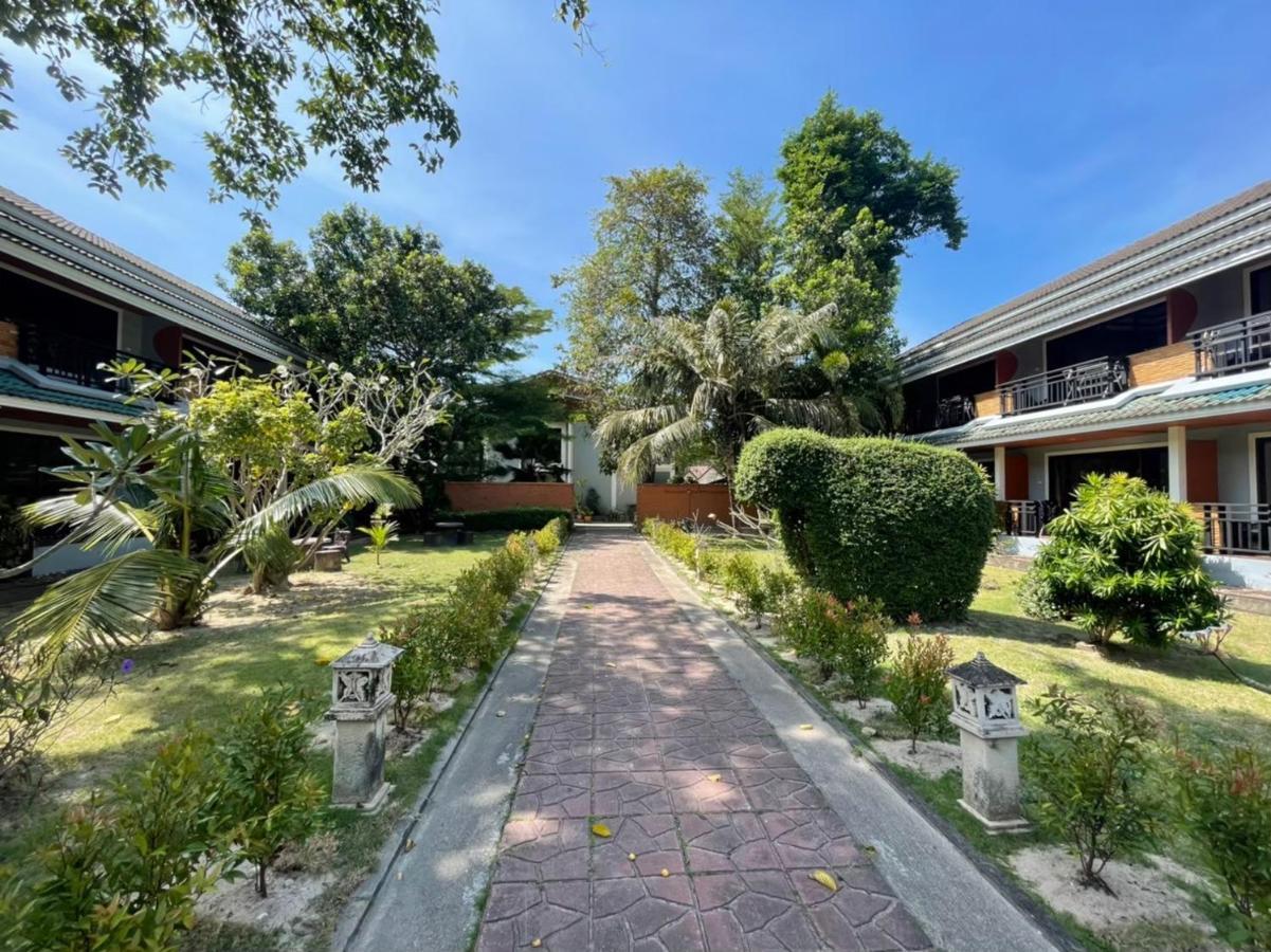 Phi Phi Andaman Beach Resort Экстерьер фото