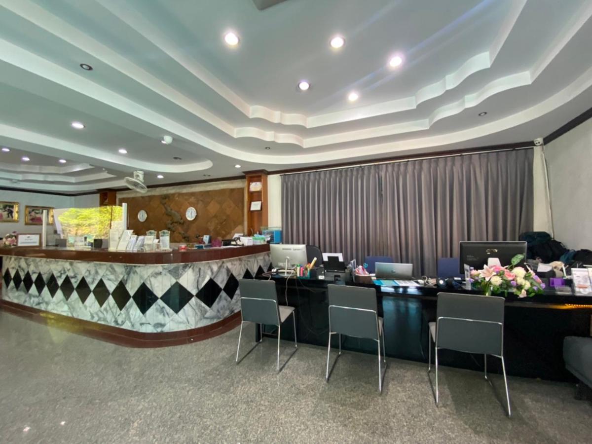 Phi Phi Andaman Beach Resort Экстерьер фото