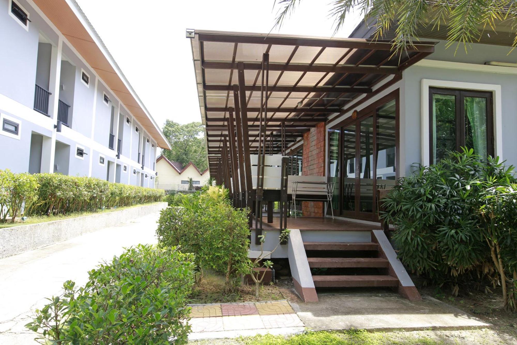 Phi Phi Andaman Beach Resort Номер фото