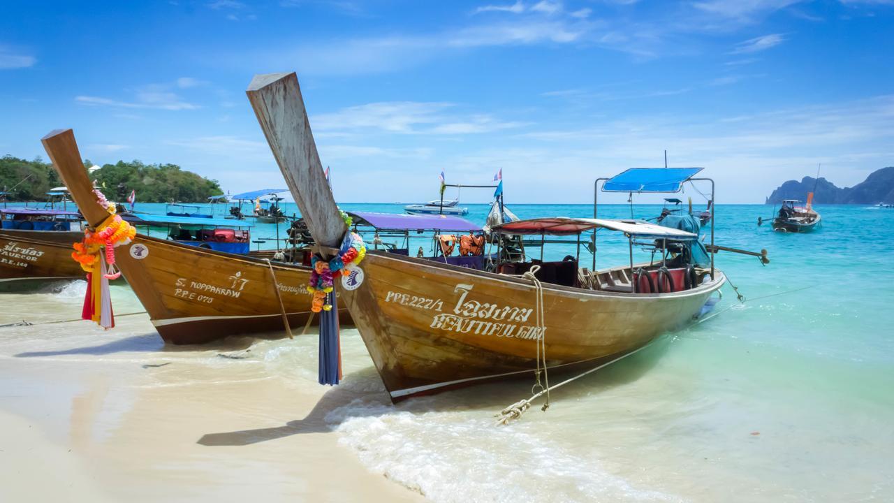Phi Phi Andaman Beach Resort Экстерьер фото