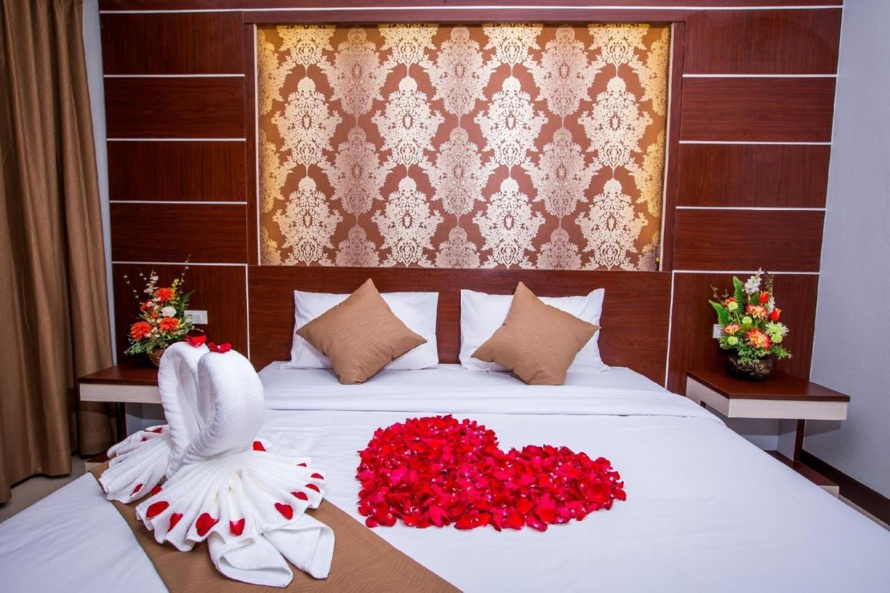 Phi Phi Andaman Beach Resort Экстерьер фото